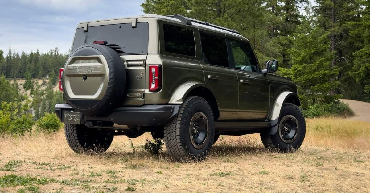 Back picture of a Ford Bronco Filson