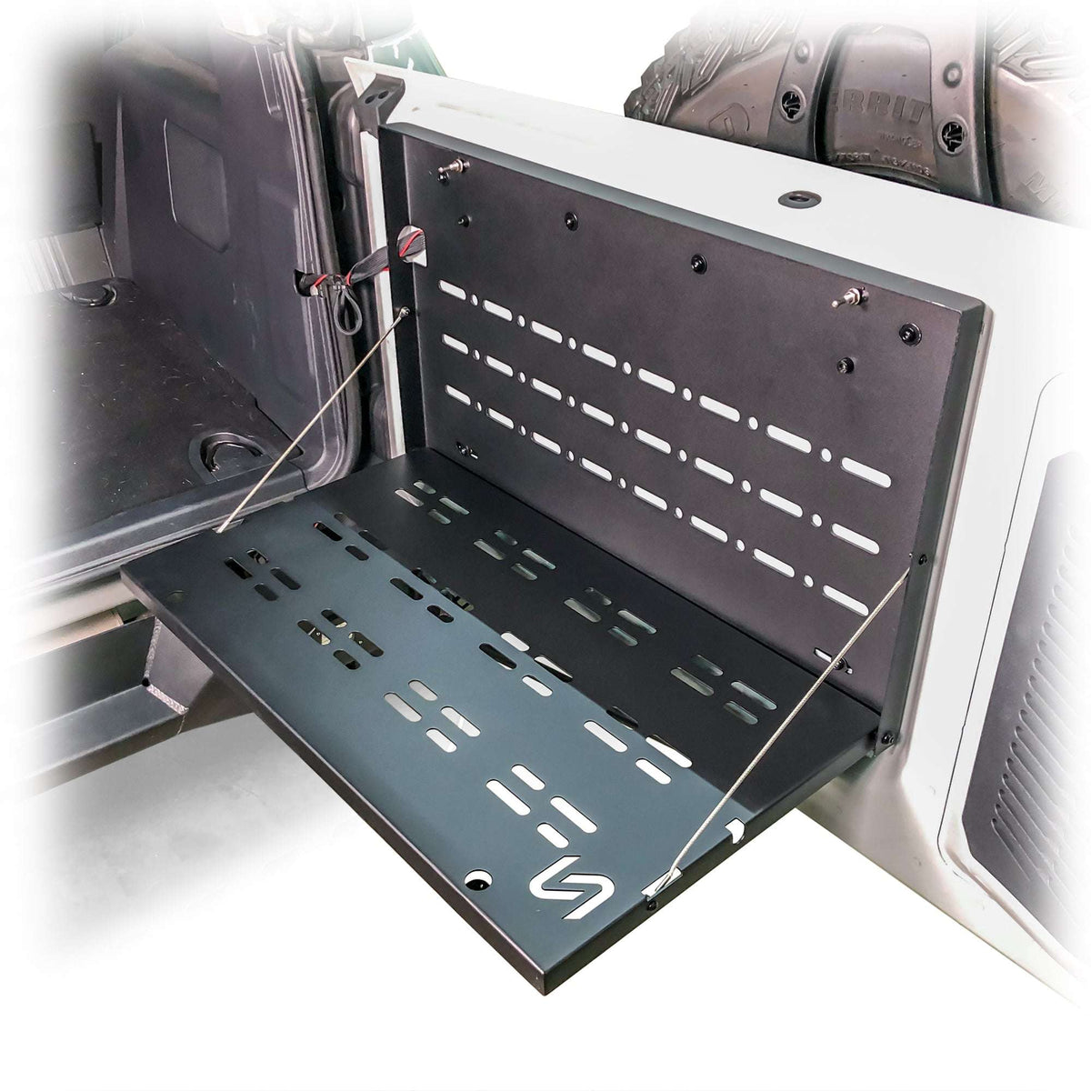 Fold-Out Trail Table for Ford Bronco - view 9