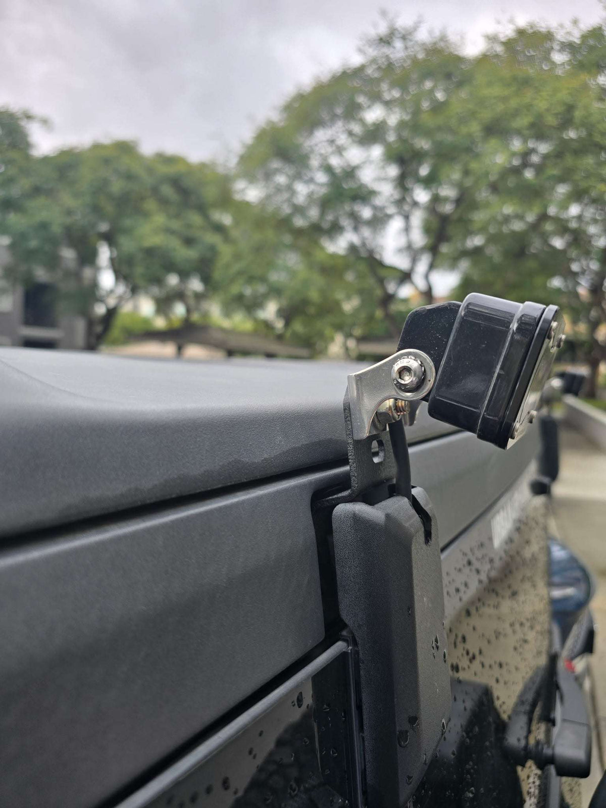 OEM Hard Top Hinge Light Brackets for Ford Bronco - view 12