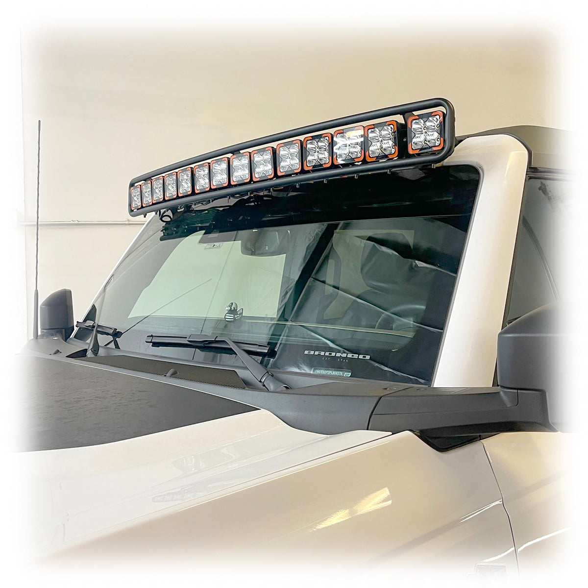 Baja Windshield Light Mount for Ford Bronco - view 3